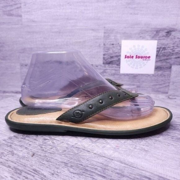 Born Studded Leather Thong Slip on Sandal Green Tan Women's sz 8 - Picture 1 of 8